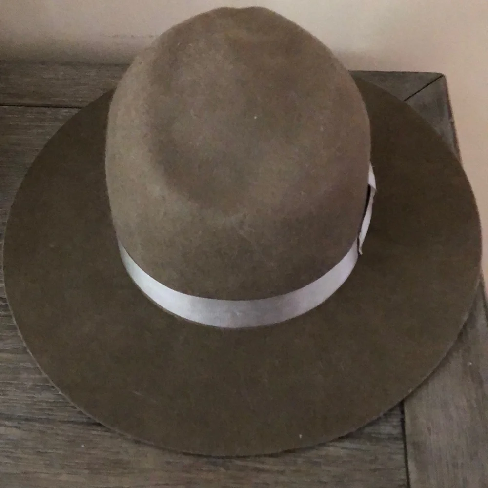 Lack of color hat